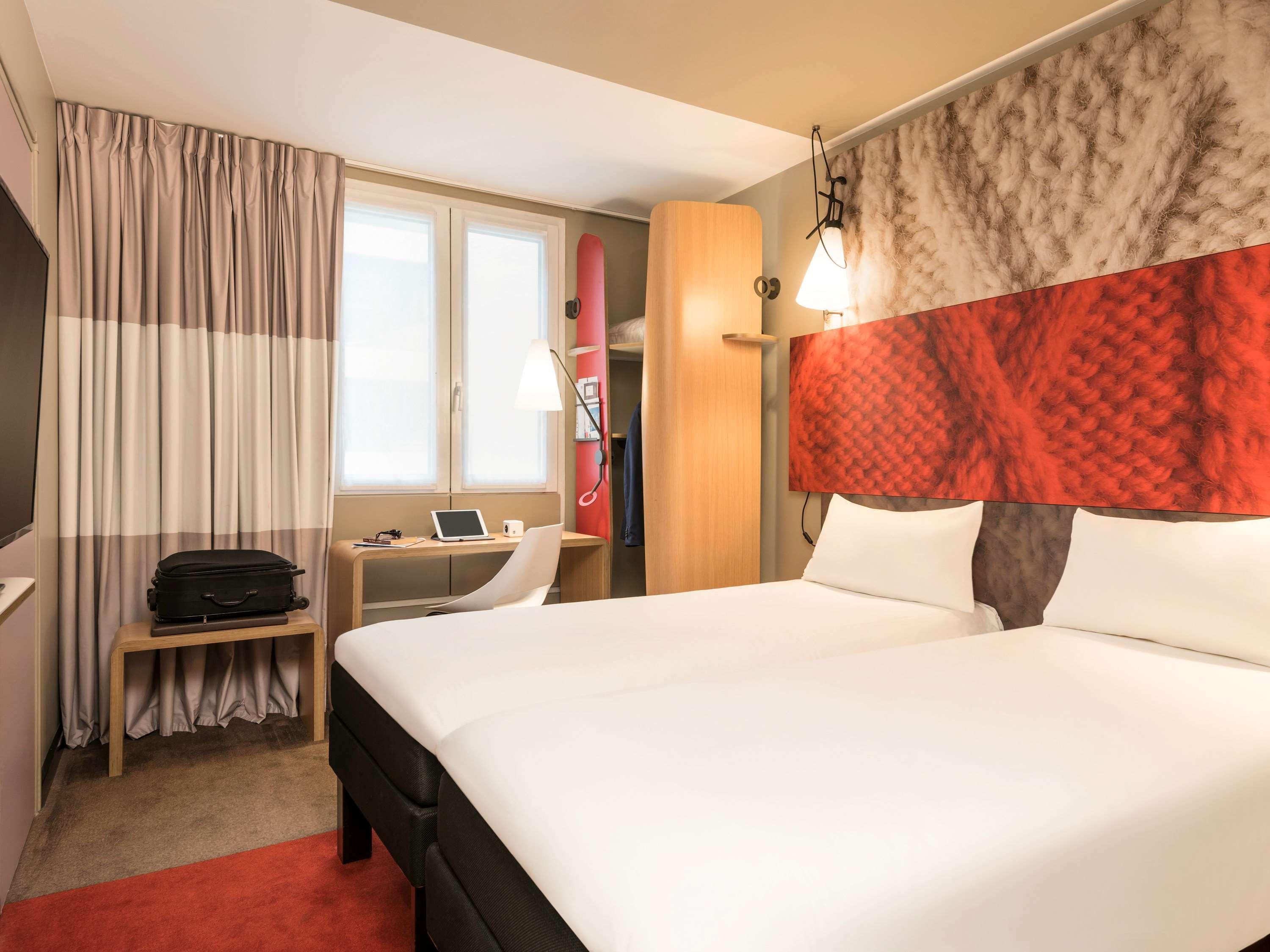 Ibis Paris Rueil Malmaison Exterior photo