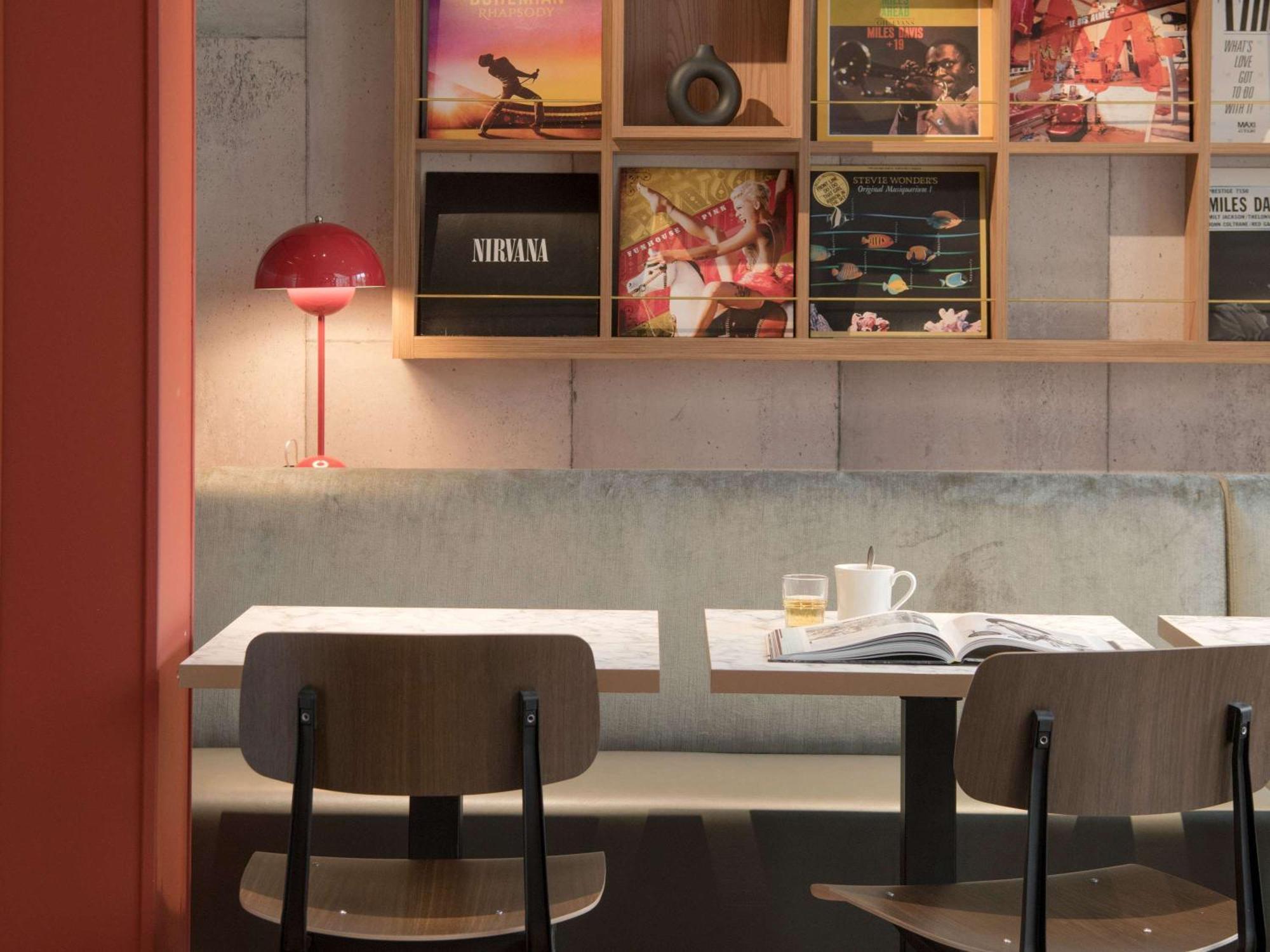 Ibis Paris Rueil Malmaison Exterior photo