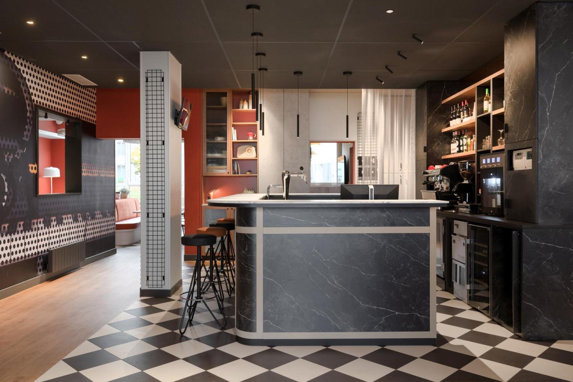 Ibis Paris Rueil Malmaison Exterior photo