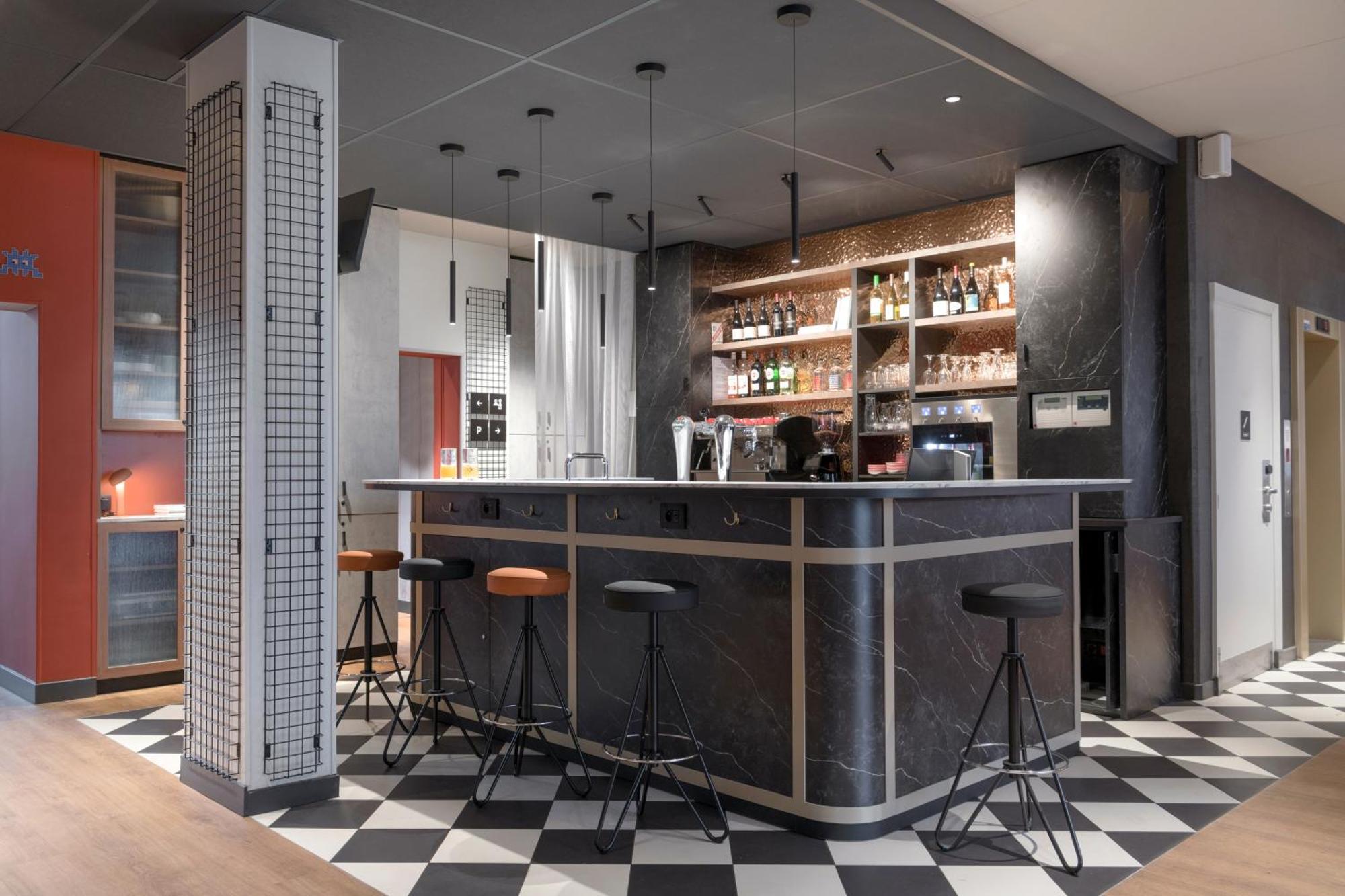 Ibis Paris Rueil Malmaison Exterior photo